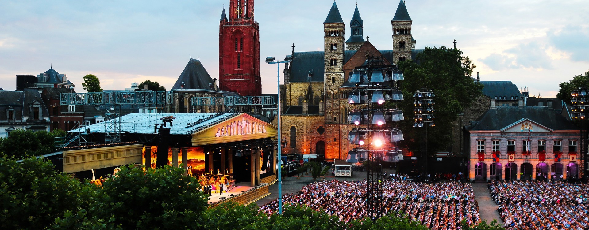 Haz que tu estancia en Maastricht sea una experiencia inolvidable:
acude a cualquiera de los numeros
